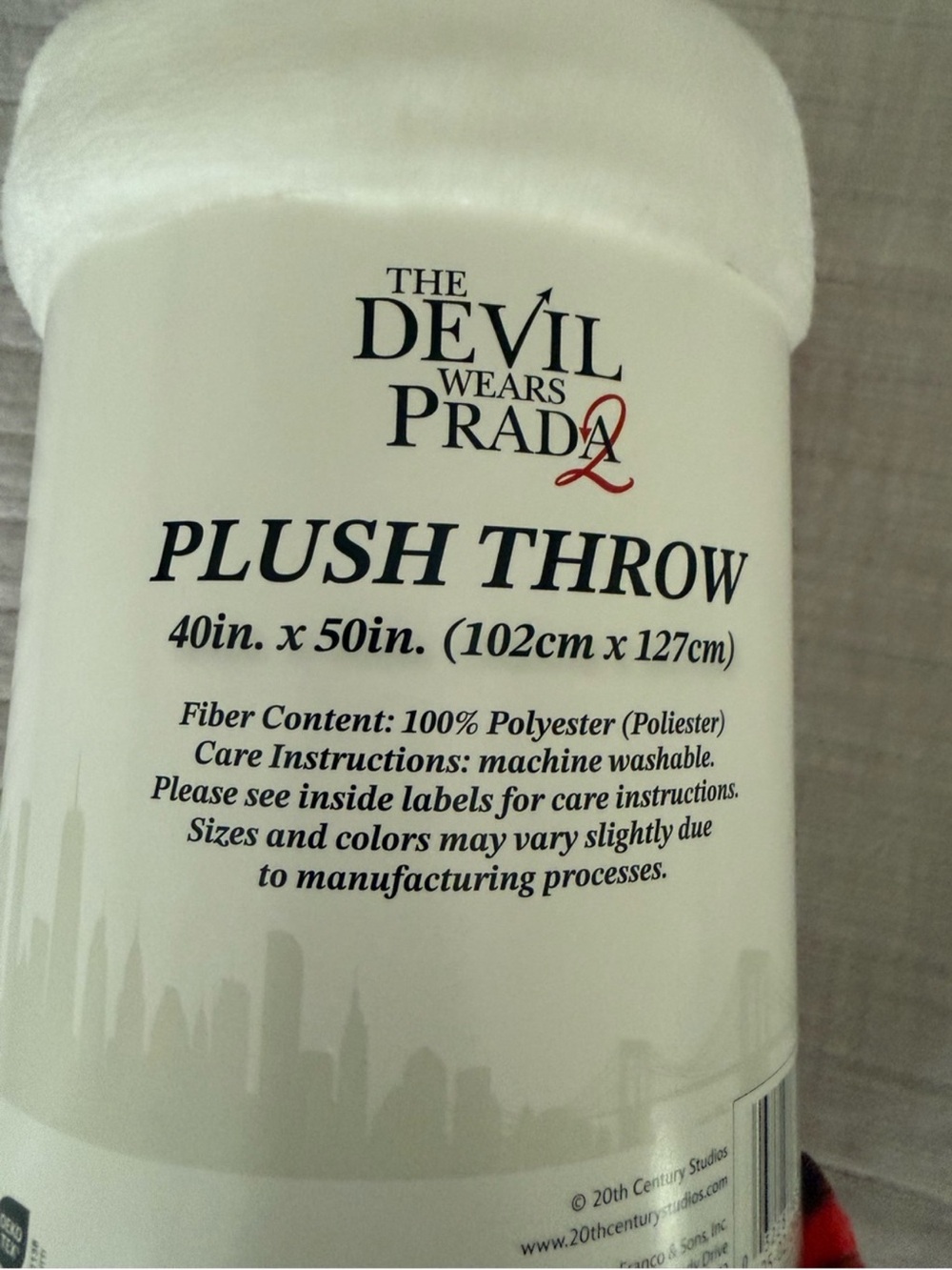 Limited edition Devil Wears Prada 2 Plush Throw - Picture 3 of 3